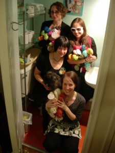 Some of our yarnistas in the Spud and Chloe inspired bathroom here at fibre space (the world's smallest bathroom)