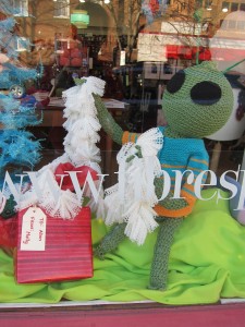 holidaywindow4