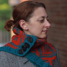 Groovy Diamonds Cowl