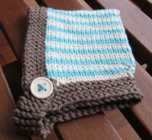 Gift Wrap Bonnet by Carina Spencer